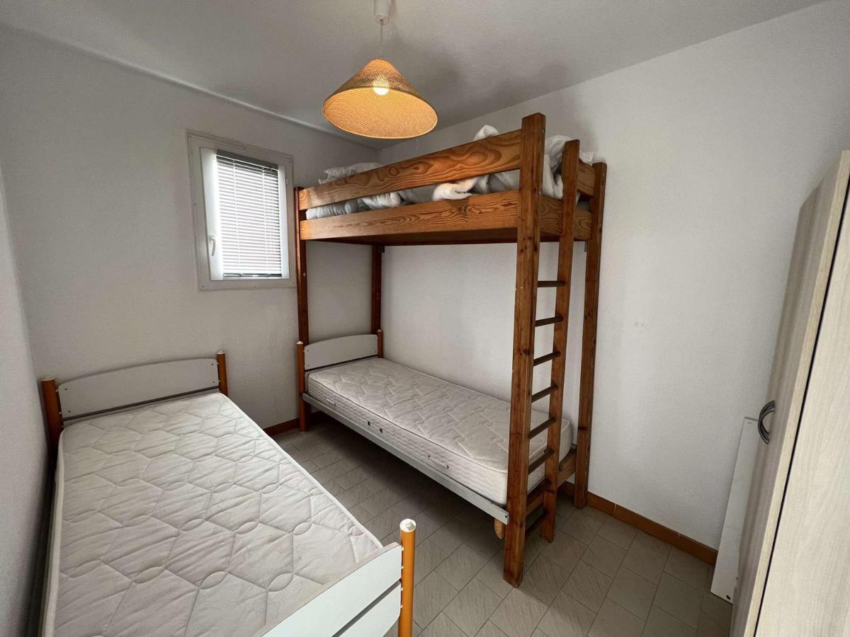 T2 Centre-Ville Avec Climatisation, Proche Plage, 4 Pers - Fr-1-701-28 Вальрас-Плаж Екстер'єр фото